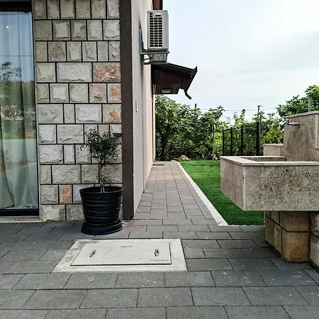 Divna Apartment